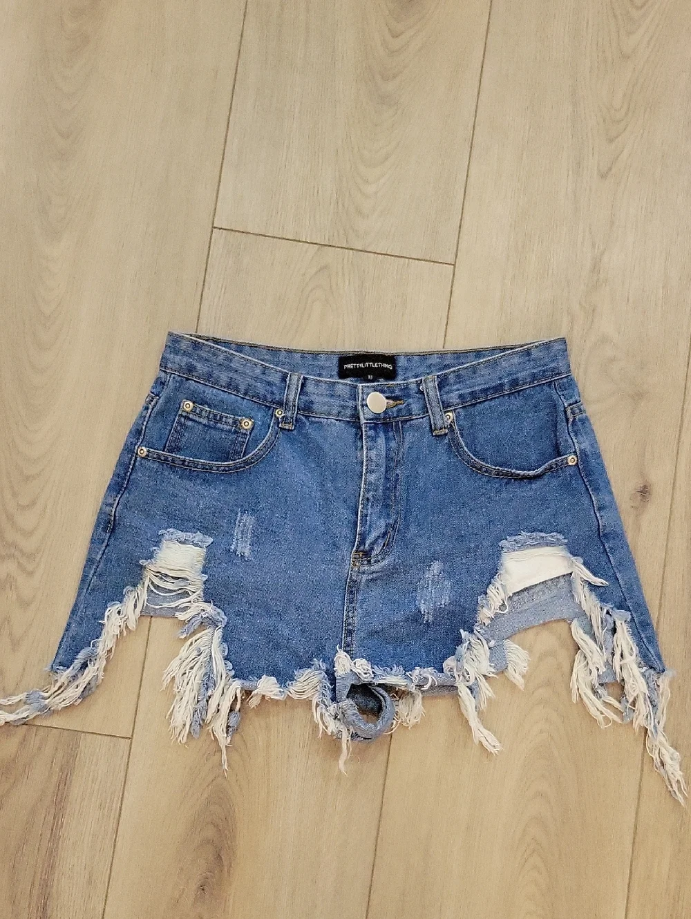PrettyLittleThing Blue Distressed Frayed Hem Denim Shorts
